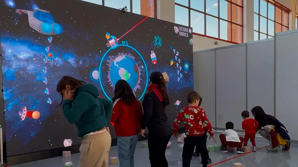 Videojuego de pantalla gigante interactiva Málaga