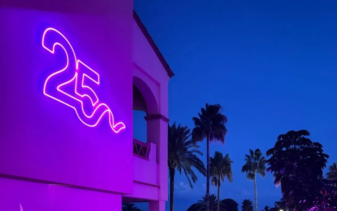 neon laser